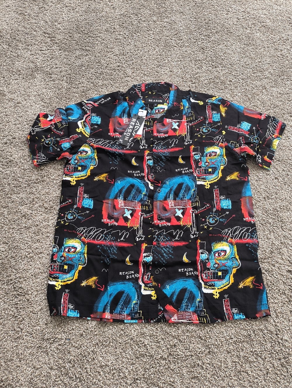 Mens Reason brand Short Sleeve Shirt Size XL, Run small fit like a Large